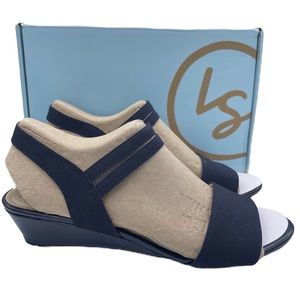 Life Stride wedge sandals navy blue women Size 7 1/2M
